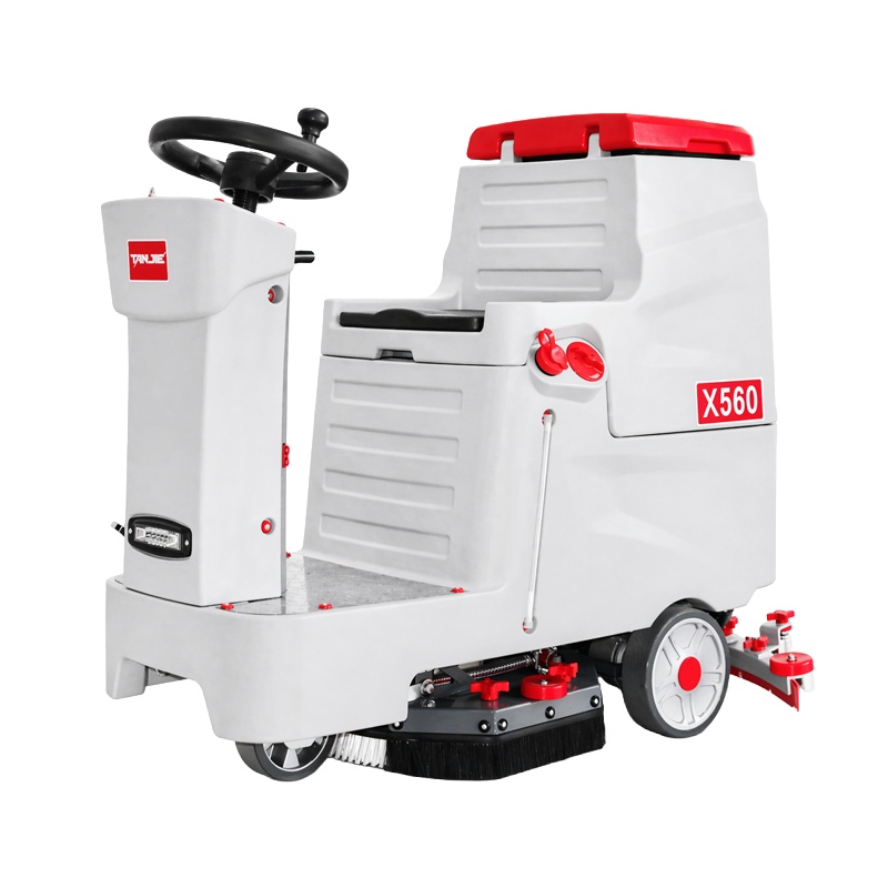 坦洁驾驶式洗地机X560